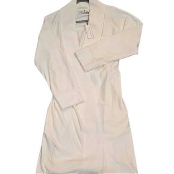 Cupcakes and Cashmere Cozy Shawl Collared Robe w/Belt- Cream - Picture 4 of 9